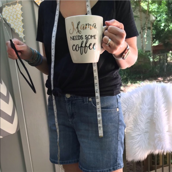 Meet Your Posher, Jen. - Picture 2 of 7